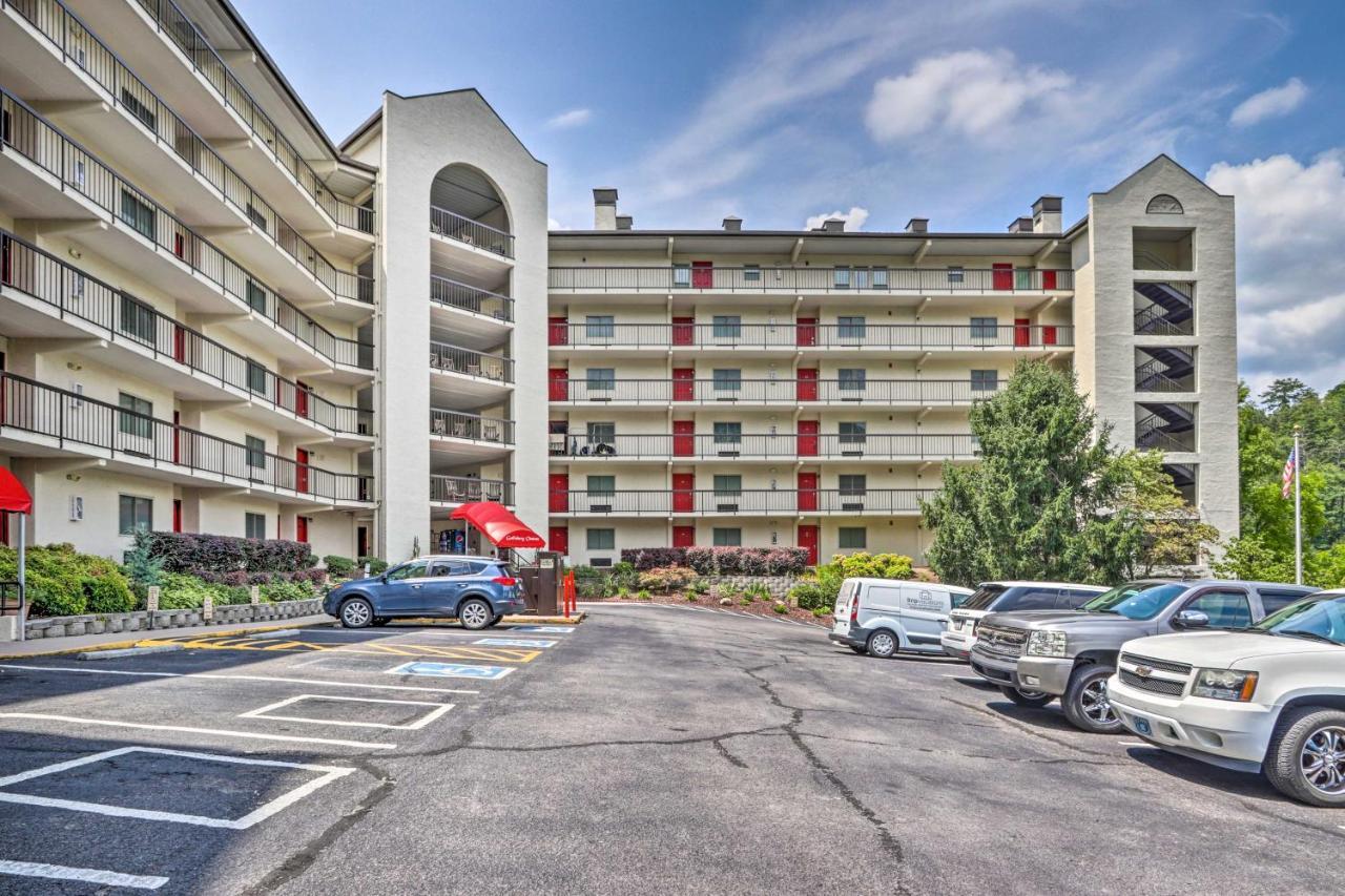 Stylish Gatlinburg Condo With Pool Walk Downtown! Zewnętrze zdjęcie