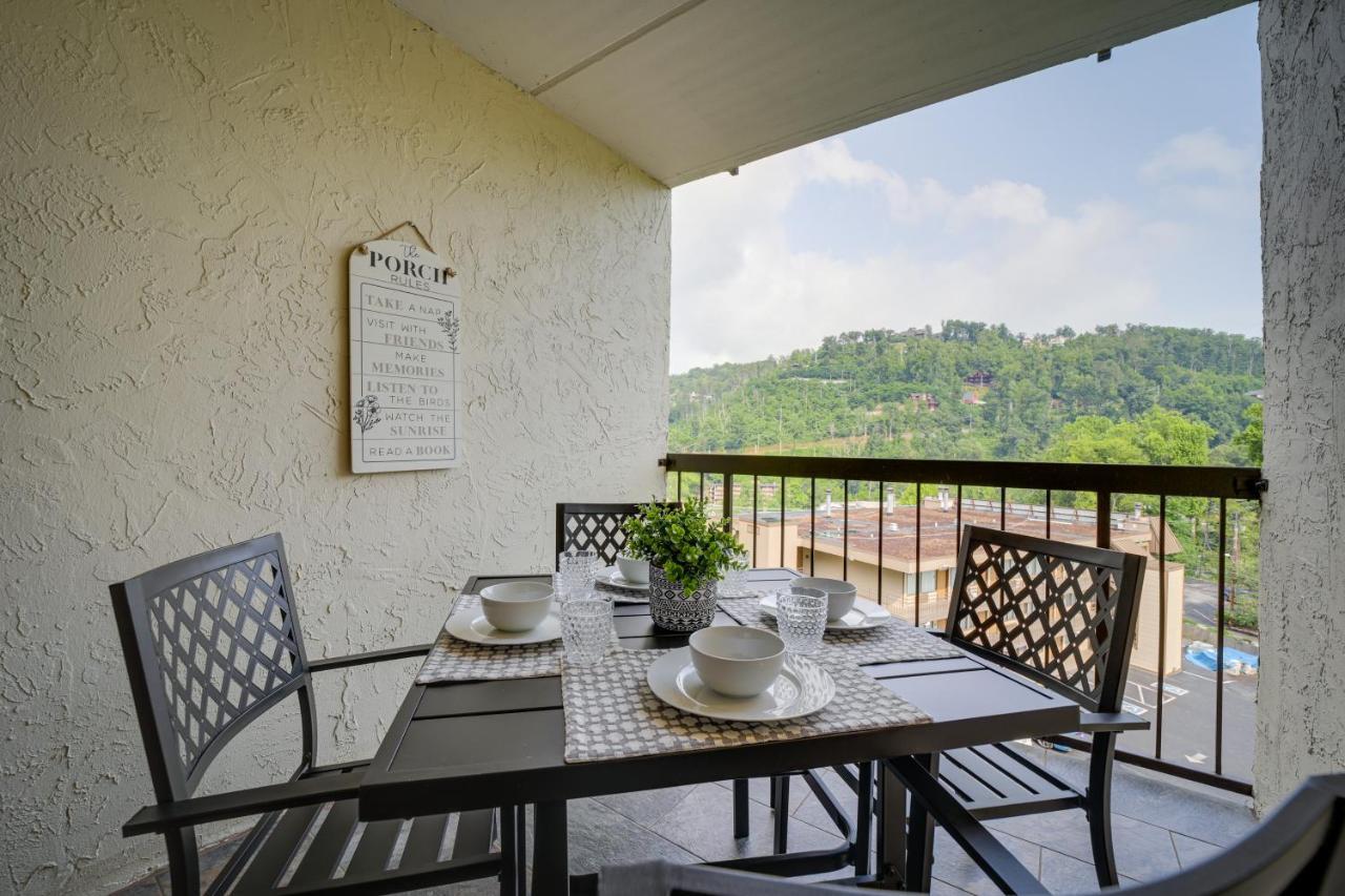 Stylish Gatlinburg Condo With Pool Walk Downtown! Zewnętrze zdjęcie